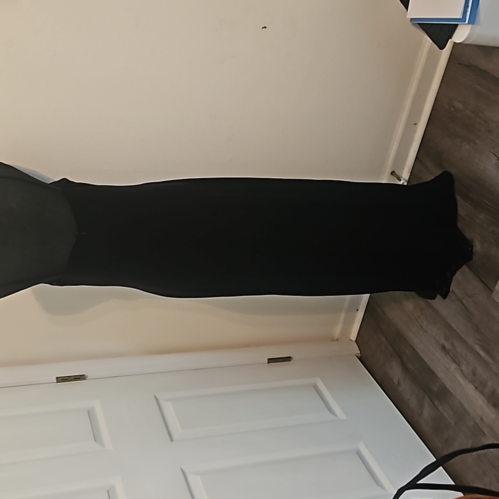 Floor Length Velvet Dress - Picture 6 of 12